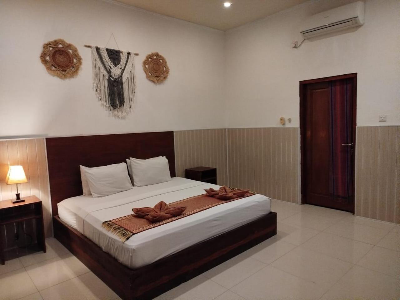 Wisma Bunda Gili Trawangan Exterior photo