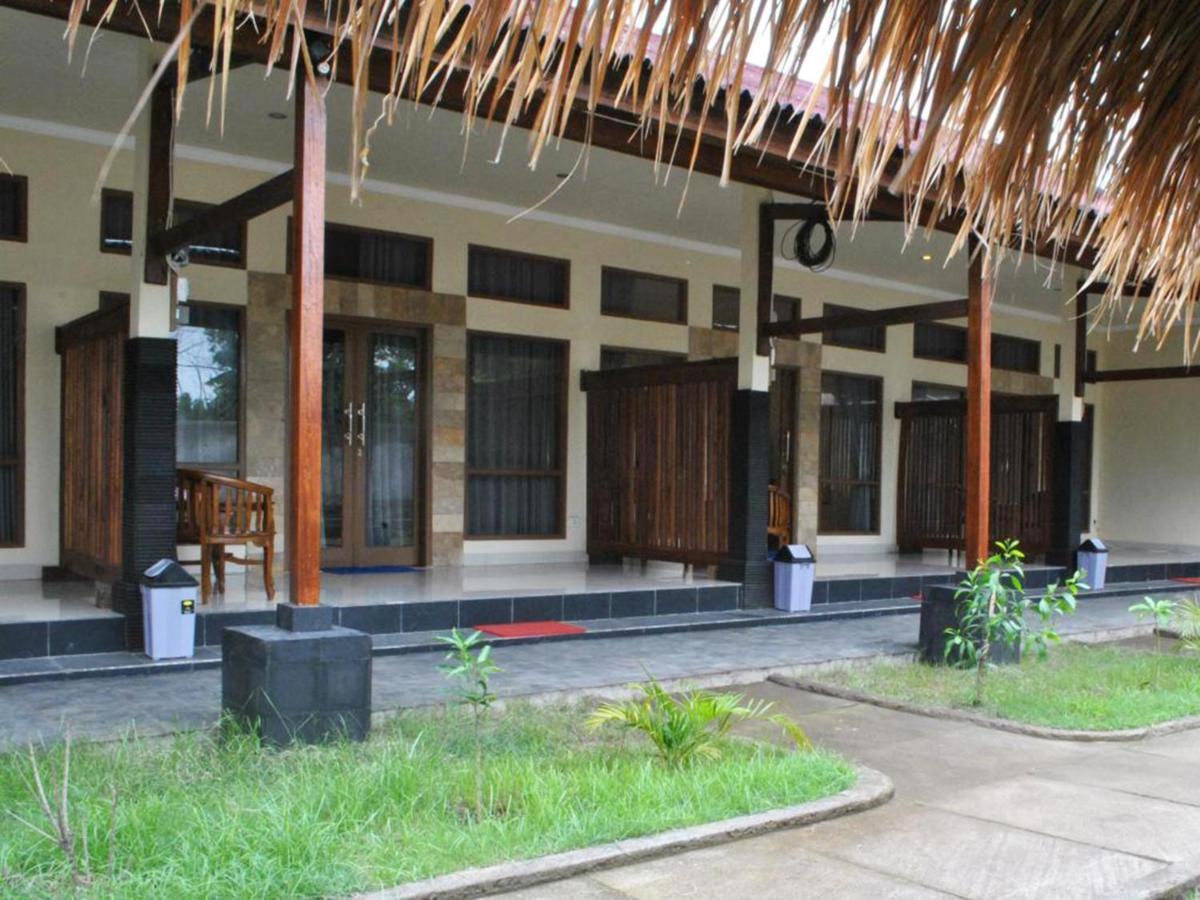 Wisma Bunda Gili Trawangan Exterior photo